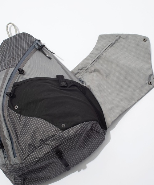スリンガーバック F/CE. ショルダーバッグ 3POINTS SLINGER BAG / エフシーイー 3