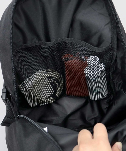 Lee（リー） デイバック リュック 大容量 メッシュポケット 2層構造