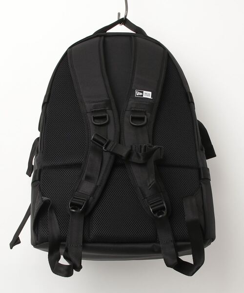NEW ERA（ニューエラ） デイバック リュック CARRIER PACK NE PRNT BLK