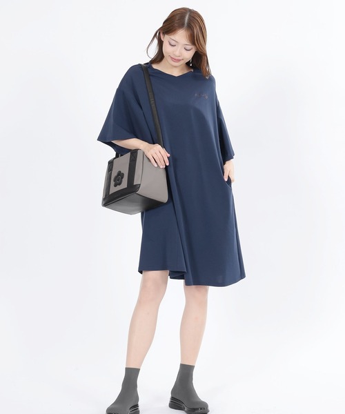 マリークワント 2way トートバッグ・未使用に近い MARY QUANT トートバッグ マリークワント mary quant スクエア