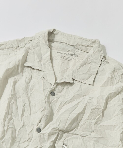 シャツ 「and wander/アンドワンダー」washer pleated open SS shirt メンズの画像