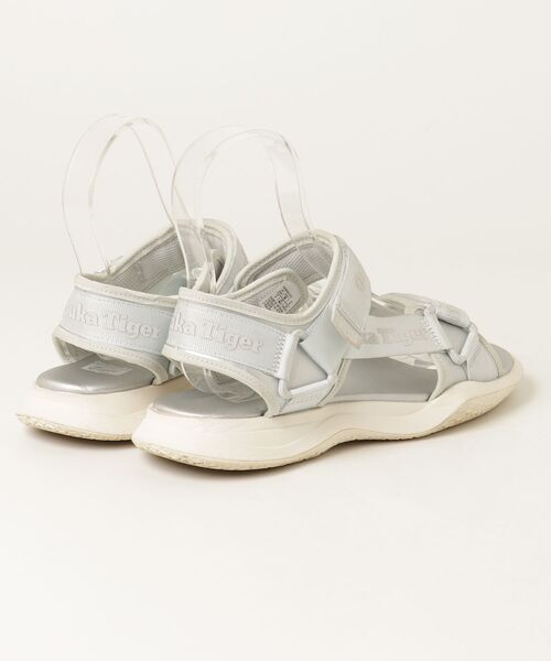 新品未使用　Onitsuka Tiger サンダル シルバー Onitsuka Tiger（オニツカタイガー） フラットサンダル 24 シルバー系