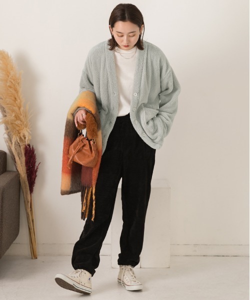 ad thie（アドティエ） カーディガン もこもこボア Vネック