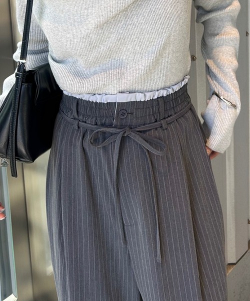 スラックス パンツ 「4サイズ展開/ストライプ柄、無地 / ウエストの配色がポイント」Wベルトパンツ レディースの画像