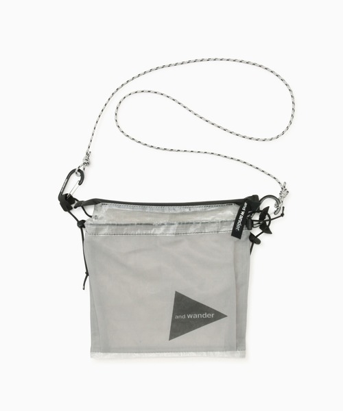 and Wander ショルダーバッグ ホワイト and wander アンドワンダー ショルダーバッグ ホワイト and wander