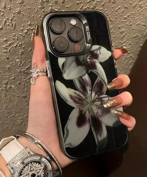 【Iphone15】ユリの花のブラックフレーム　ハードケース スマホケース ユリの花プリント グランジ風スマホケース iPhone14