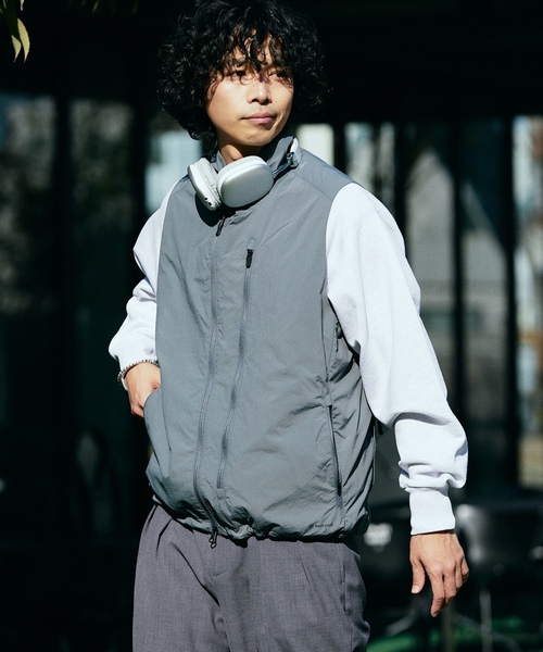 「Snow Peak」 ベスト「JOURNAL STANDARD relumeコラボ」 LARGE ブラック メンズの画像