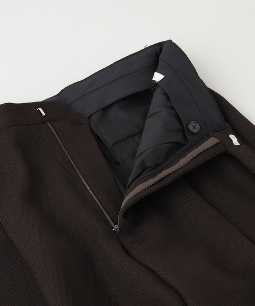 スラックス HUSBANDS（ハズバンズ）WIDE PLEATED TROUSERS IN 4-PLY メンズ レディースの画像
