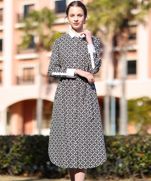 DRESSTERIOR【洗える】オーバーラップサークルプリントワンピース DRESSTERIOR ワンピース 「洗える/通勤服対応」オーバーラップ
