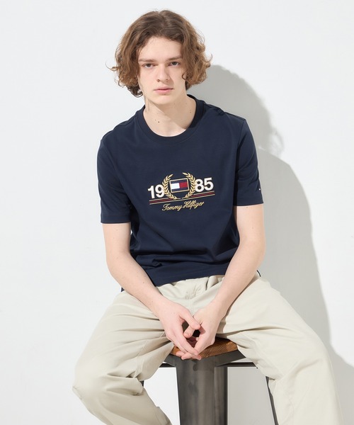 tシャツ アイコニックローレルTシャツ メンズ レディース | TOMMY HILFIGER | 02