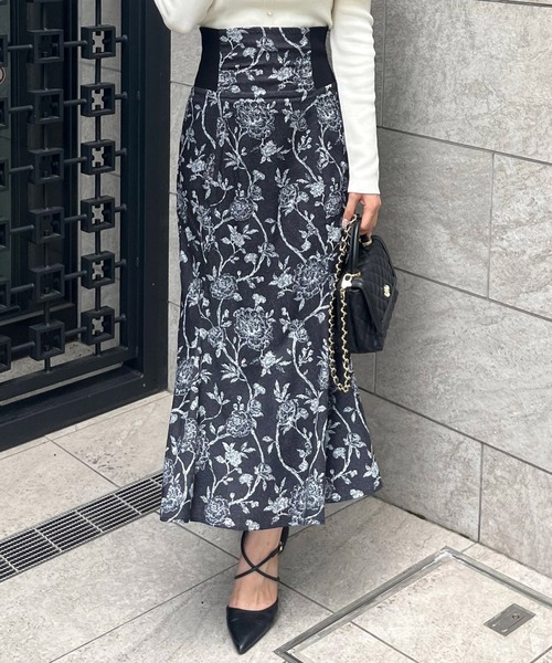 新品 タカダンス マーメイドスカート モノトーン花柄 新品 タカダンス マーメイドスカート モノトーン花柄