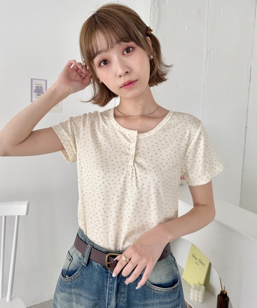 SOLLON.（ソルロン） ヘンリーネック tシャツ 半袖 小花柄ヘンリー