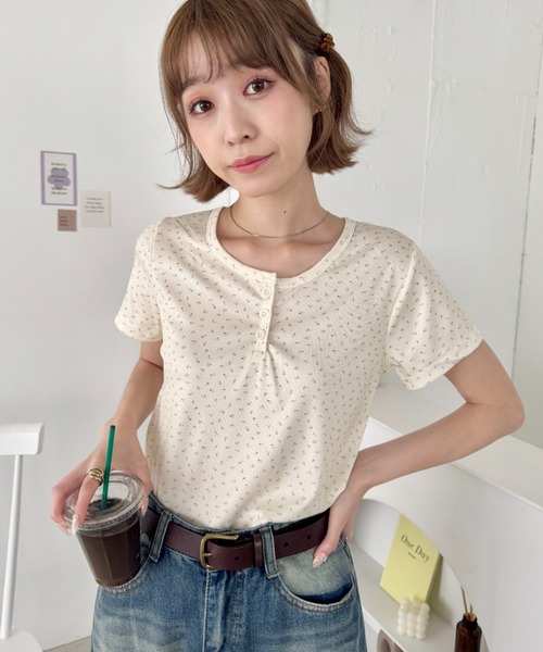 SOLLON.（ソルロン） ヘンリーネック tシャツ 半袖 小花柄ヘンリー