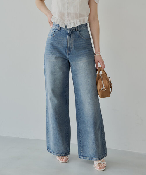 AM♥ cygne 　デニムパンツ　薄ブルー 完売商品　サイズ1T スプリングセール♥ cygne デニムパンツ 薄ブルー 完売商品 サイズ1T
