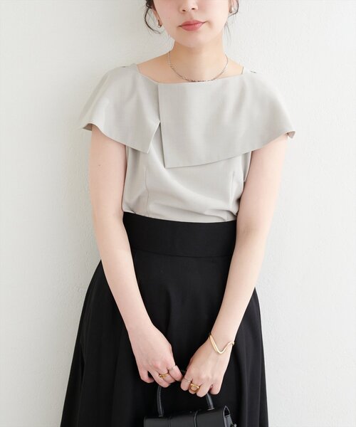 【未使用】 定価39,600円  オフショル ブラウス 予約]ワッシャーフラワー柄オフショルブラウス/オフホワイト