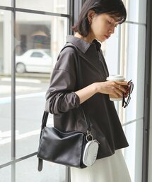 ショルダーバッグ バッグ レザースクエアショルダーバッグ レディース メンズ｜ZOZOTOWN Yahoo!店