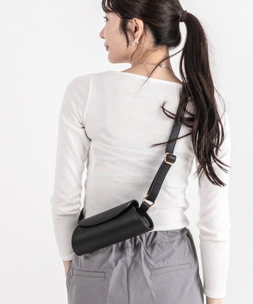 AULENTTI（オウレンティ） ショルダーバッグ バッグ 「AULENTTI