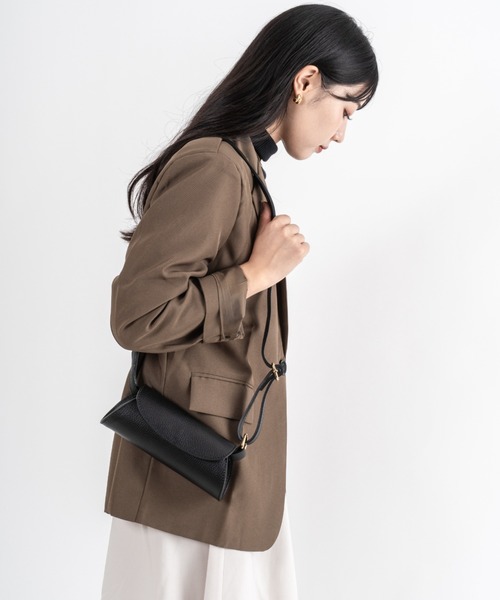 AULENTTI（オウレンティ） ショルダーバッグ バッグ 「AULENTTI