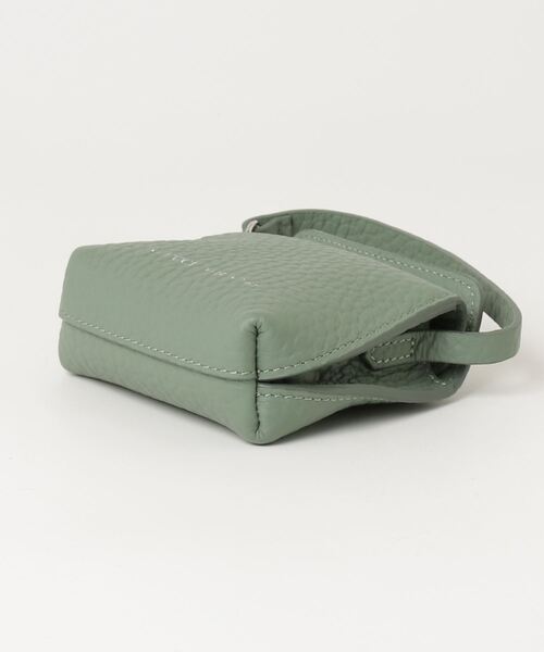 IACUCCI グリーンレザー バッグ　ラーナミニポーチ IACUCCI（イアクッチ） ラーナ ミニ ポーチ - グリーン レディース