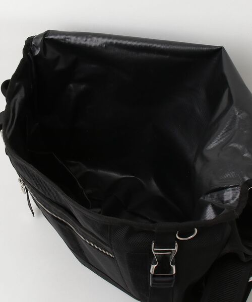LORINZA（ロリンザ） メッセンジャーバッグ MEDIUM ブラック メンズ
