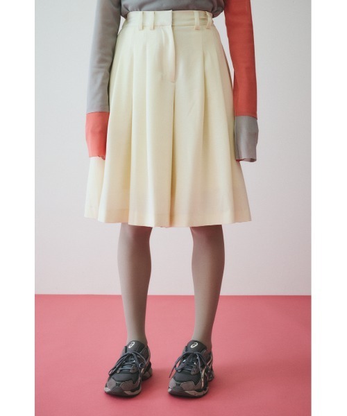 Flare half pants　　フレアハーフパンツ36 HeRIN.CYE ハーフパンツ パンツ 短パン Flare half pants フレアハーフ
