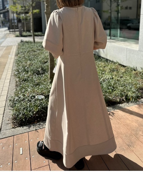 「RIRIYANO」 半袖ワンピース MEDIUM ブラック レディース_画像9