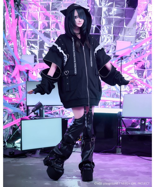 TRAVAS TOKYO（トラバストーキョー） パーカー 「TRAVAS TOKYO×NEEDY