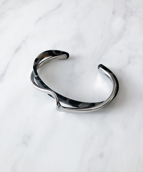 【美品】バングル3点セット TIMELESS&THREE バングル メタル＆アクリルバングル レディース