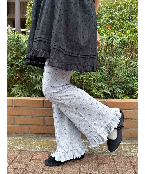 WC パンツ 「2025新作」リトルフラワーフリルフレアパンツ