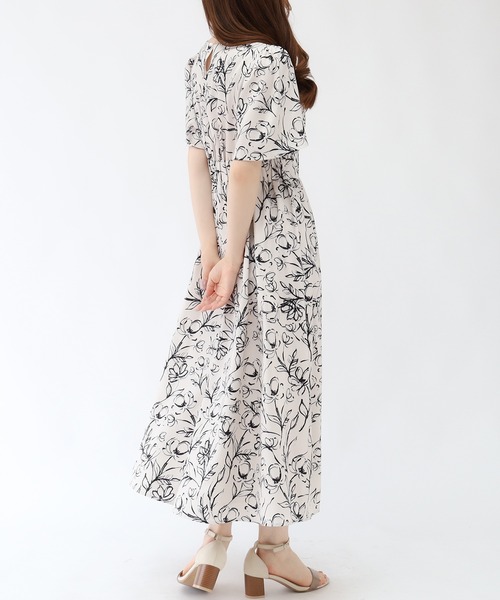 「TRUDEA」 半袖ワンピース MEDIUM ベージュ レディース_画像3