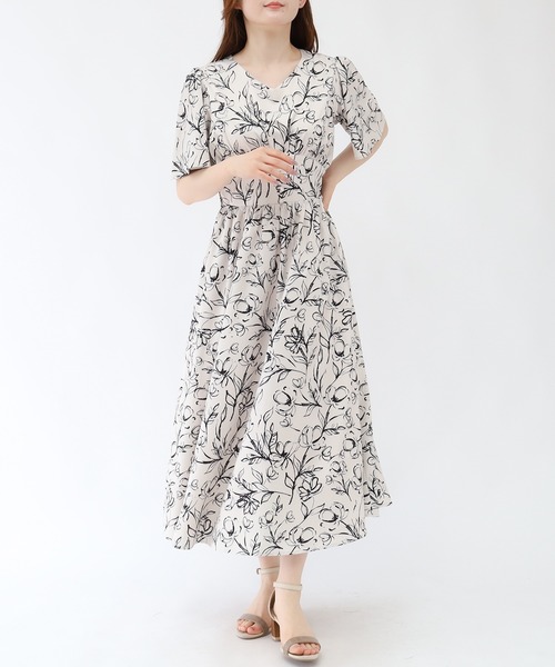 「TRUDEA」 半袖ワンピース MEDIUM ベージュ レディース_画像4