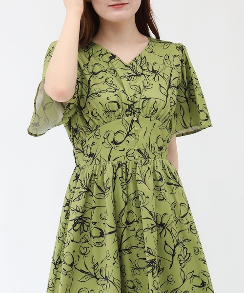 「TRUDEA」 半袖ワンピース MEDIUM ベージュ レディース_画像8