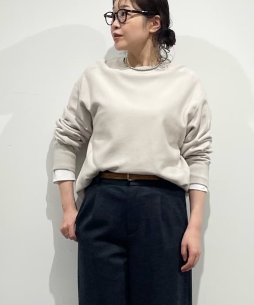 human woman（ヒューマンウーマン） トレーナー スウェット カラー