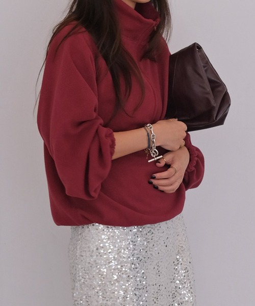 AKTE（アクテ） ボリュームフリースジップアッププルオーバー