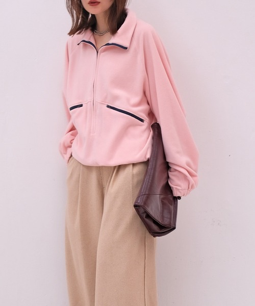 AKTE（アクテ） ボリュームフリースジップアッププルオーバー