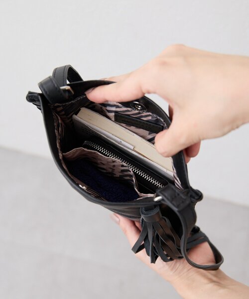 ear PAPILLONNER（イア パピヨネ） ショルダーバッグ バッグ sampo×ear