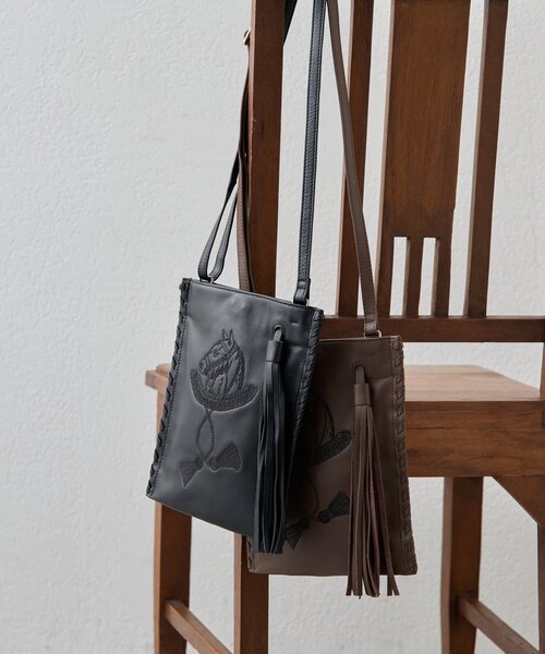 ear PAPILLONNER（イア パピヨネ） ショルダーバッグ バッグ sampo×ear