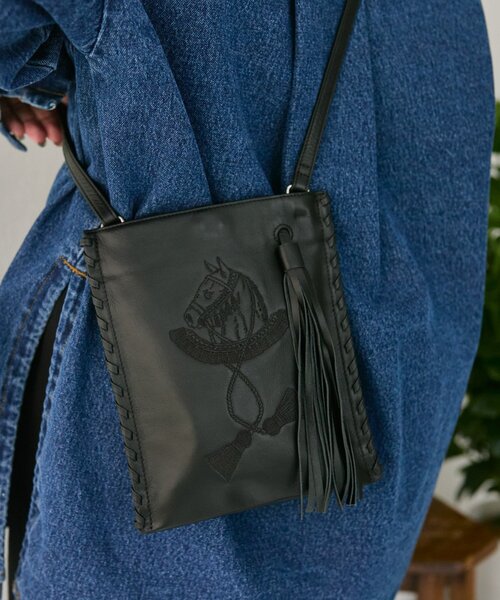 ear PAPILLONNER（イア パピヨネ） ショルダーバッグ バッグ sampo×ear