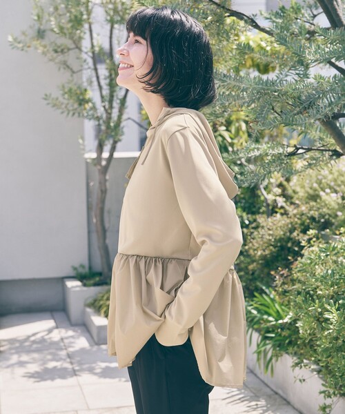 ラッシュガード 「VERY掲載」ラッシュガード ペプラムフーディ レディースの画像