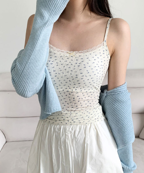 FUMIKA_UCHIDA - MONA モノトーン 花柄 キャミソールトップス オフショルダー ショート丈 小花柄 レース付きキャミソール TINA：JOJUN 全4色｜tnj511-0827