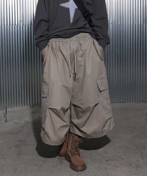 大人気【AmiParis】ハイライズワイドレッグコットンカーゴパンツ AmiParis＊ハイライズコットンカーゴパンツ ワイドレッグ (AMI
