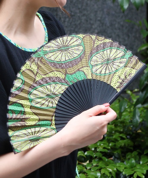 ANNA SUI（アナスイ） 扇子 うちわ 収納ケース付き扇子（ローズドット