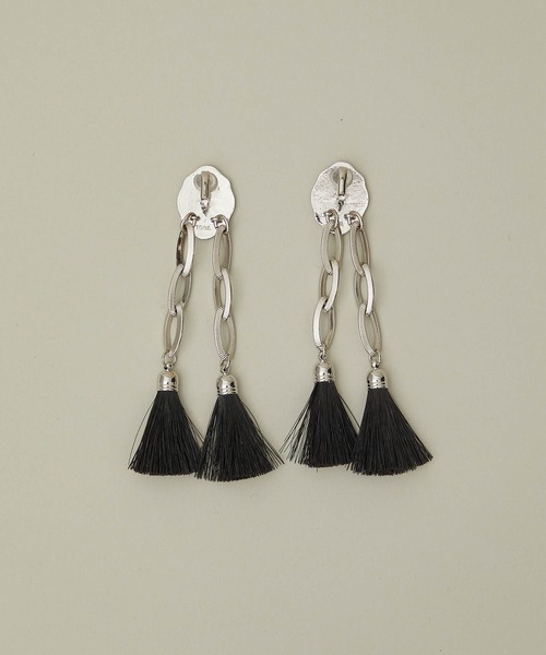 注目！！■TOGA■大人気 モチーフピアス 2色 国内発送 すぐ届く Metal fringe earrings(FREE WHITE): TOGA: WOMENS｜ STUDIOUS