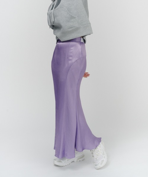 THINGS THAT MATTER（シングス ザット マター） スカート BACK SLIT