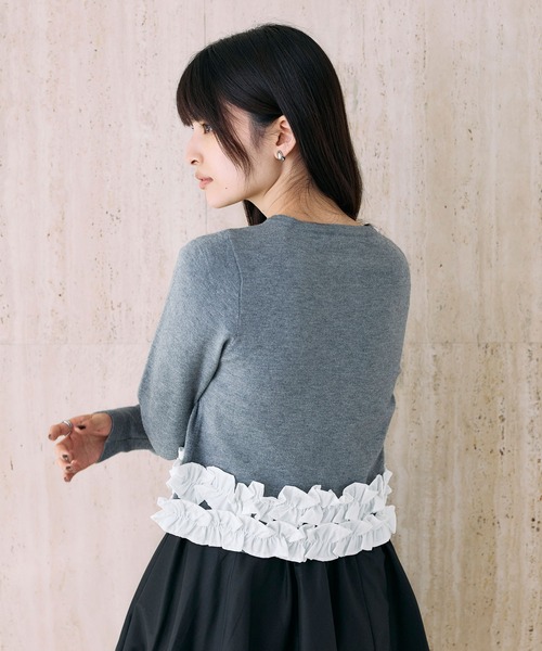 美品　今季商品　完売品　ohga 裾フリルカーディガン　グレー　2way &. NOSTALGIA（ノスタルジア） カーディガン 裾フリルカーディガン