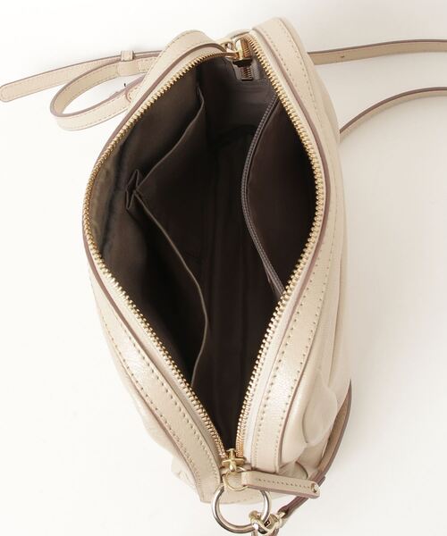 新品未使用 タグ付き SAZABY バッグ ショルダー エートートベージュレザー SAZABY（サザビー） ショルダーバッグ - ベージュ レディース