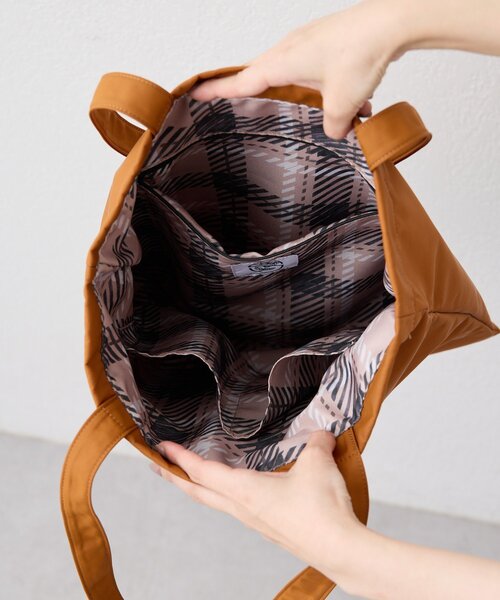 ear PAPILLONNER（イア パピヨネ） トートバッグ sampo×earホースサブ