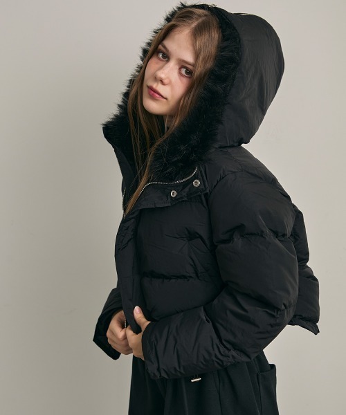 Clum ダウンコート ダウンジャケット ケープファーカラークロップド丈