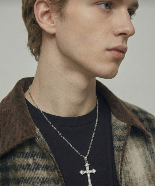 MONOCHROME ネックレス ロイヤルジルコニアパヴェクロスネックレス