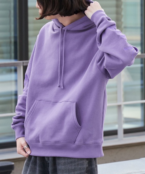 PLEASURES（プレジャーズ） パーカー SCRAWL HOODIE ヘビーウェイト